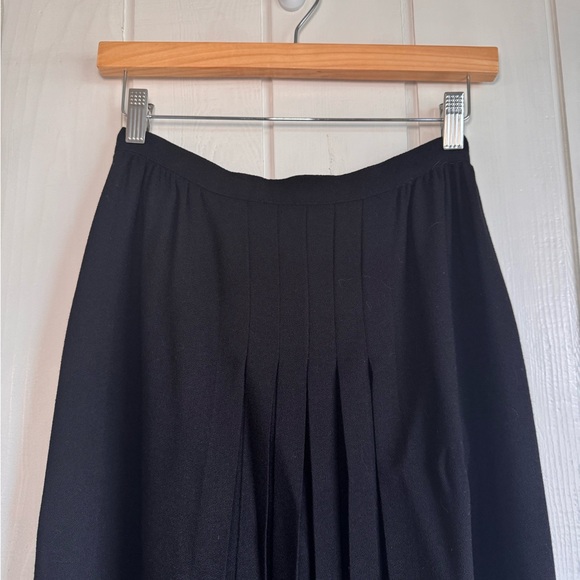 Vintage Albert Nipon Black Pleated Skirt - Picture 4 of 6